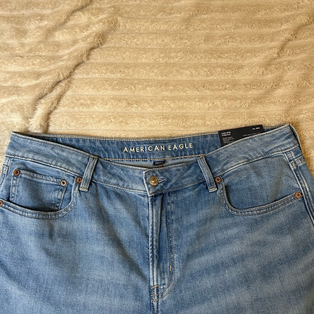 American Eagle Low Rise Dreamy Drape Jeans - Picture 5 of 11
